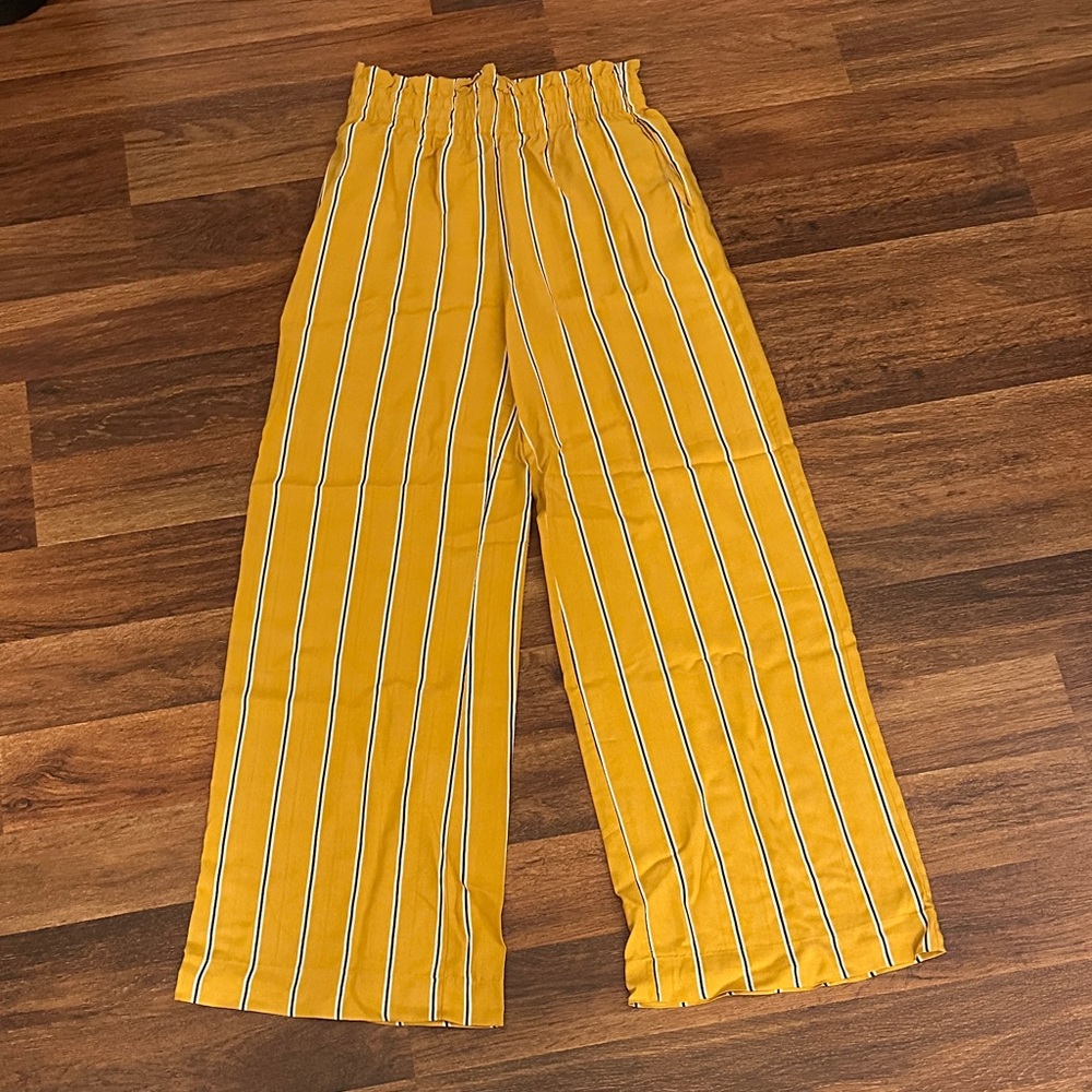 Abercrombie & Fitch Wide Leg Pants